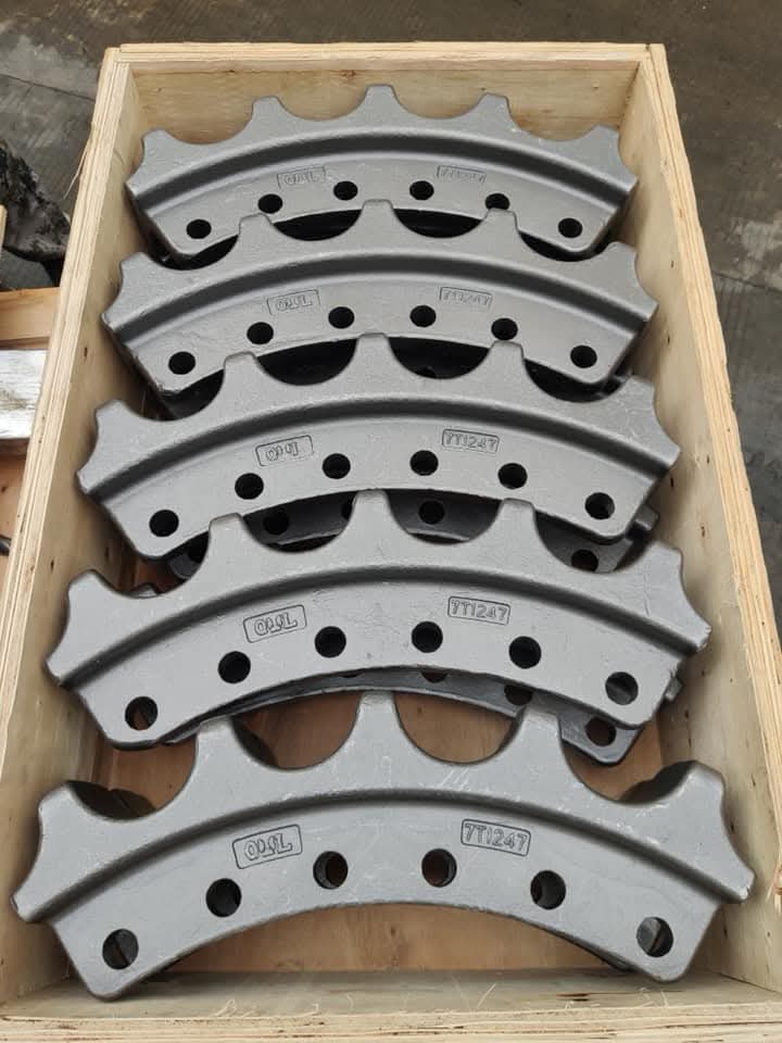 Excavator Sprocket / Segment Group